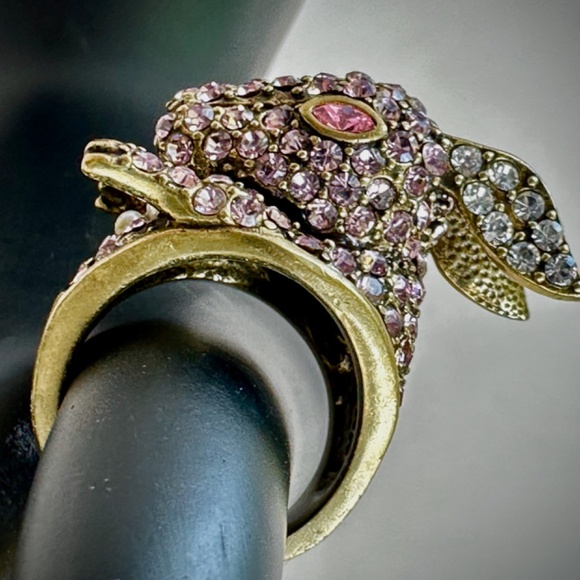 PRICE DROP - Heidi Daus White Rabbit Crystal Ring - Picture 5 of 10